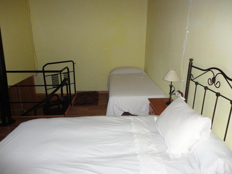 Hotel Rural Los Quinones Peralejos de las Truchas Zimmer foto